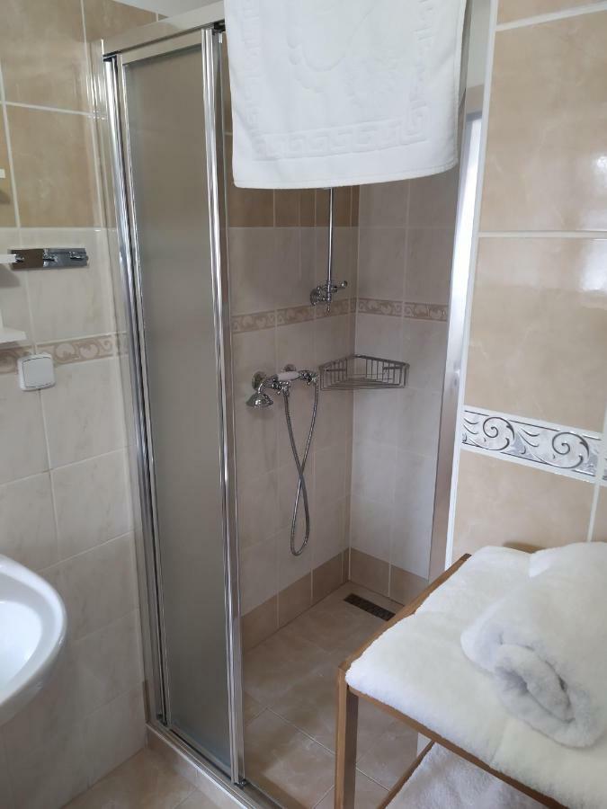 Penzion A Restaurace U Kalendu Straznice Luaran gambar